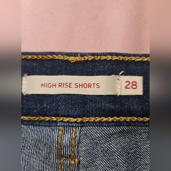 Levi's Indigo High-Rise Denim Cutoff Shorts Size 28 - Picture 2 of 5